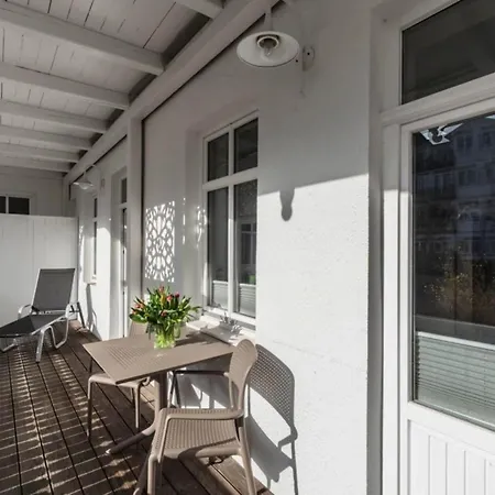 Iduna No 10 - Eg Mit Balkon Nach Osten